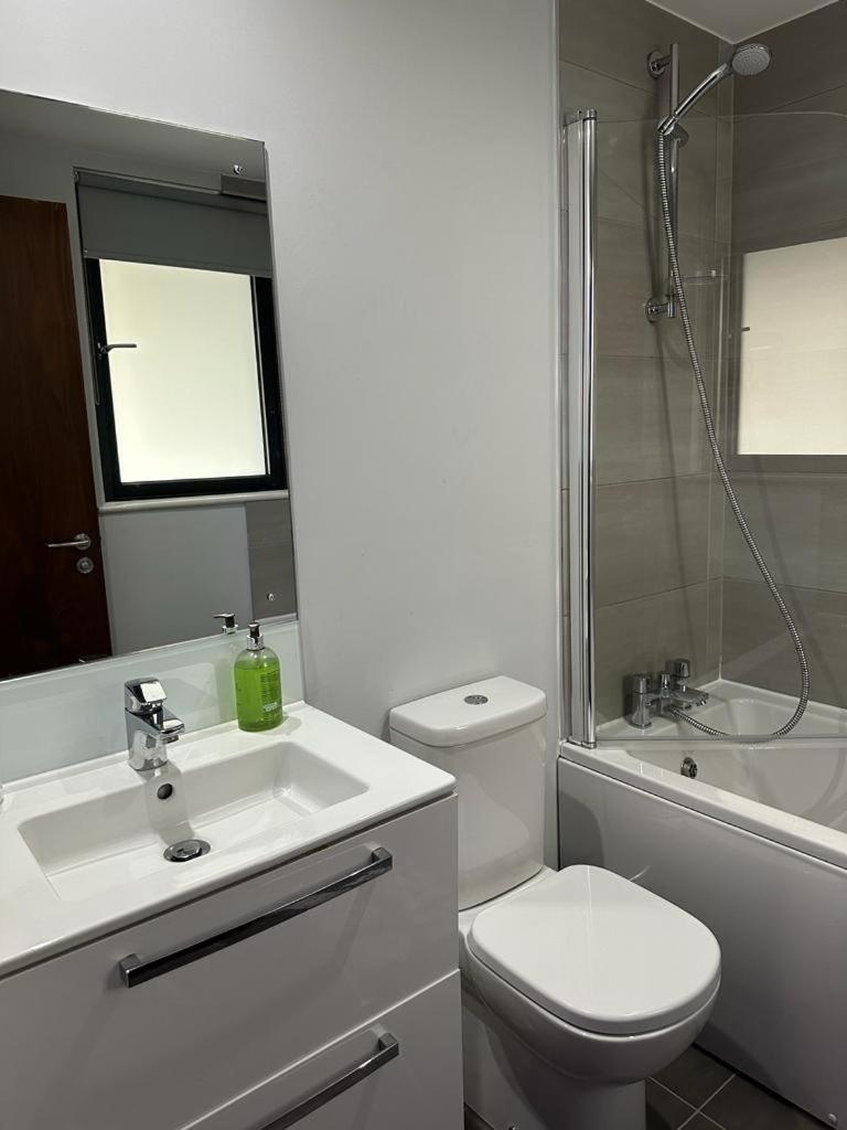 Luxury 9Ine Beautiful Bull Ring Apartment Free Parking Birmingham Exterior foto